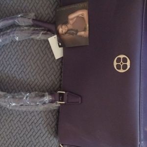 Iman Global Chic satchel